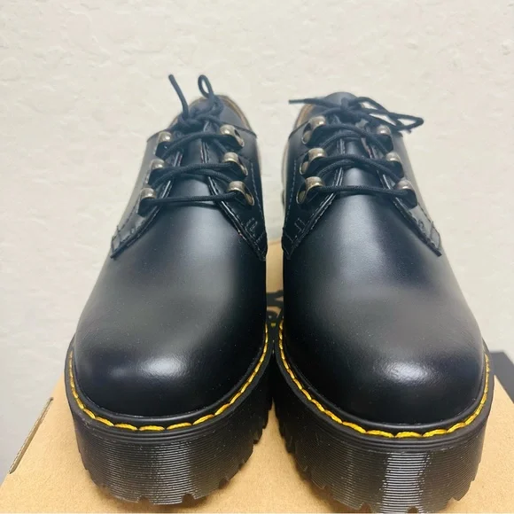 Dr. Martens Leona Lug Sole Platform Derby - Picture 3 of 8